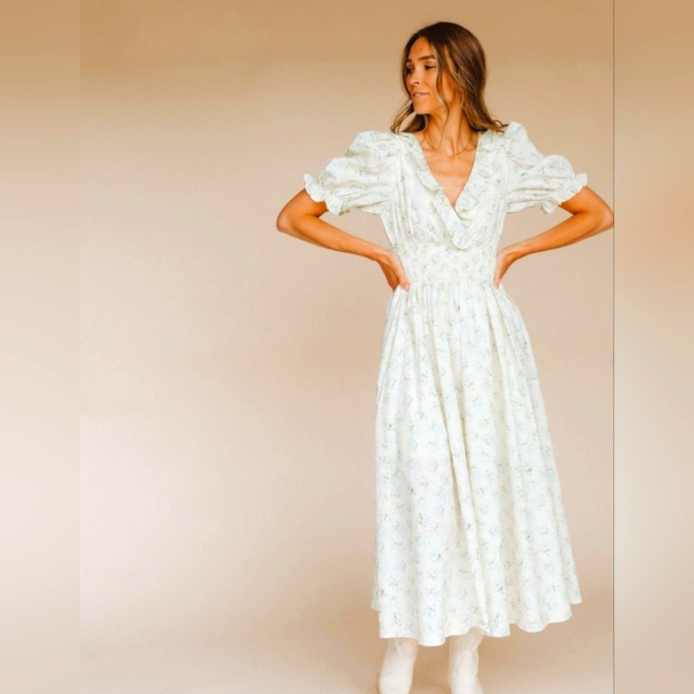 Shop Maxwell Annie Dress Cream with Blue Floral Print Puff Sleeve Size Medium